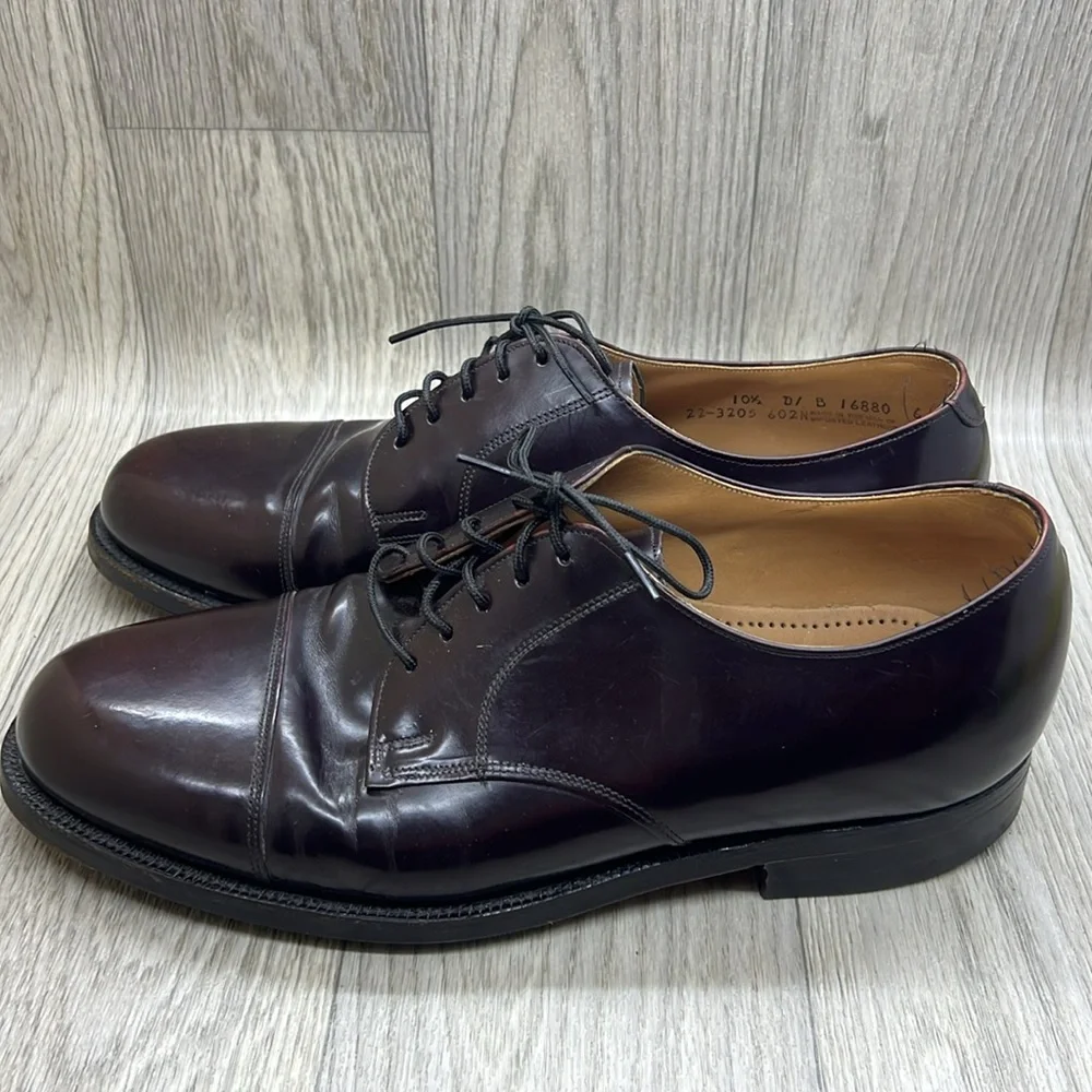 Johnston & Murphy Lace-up Oxford Shoes